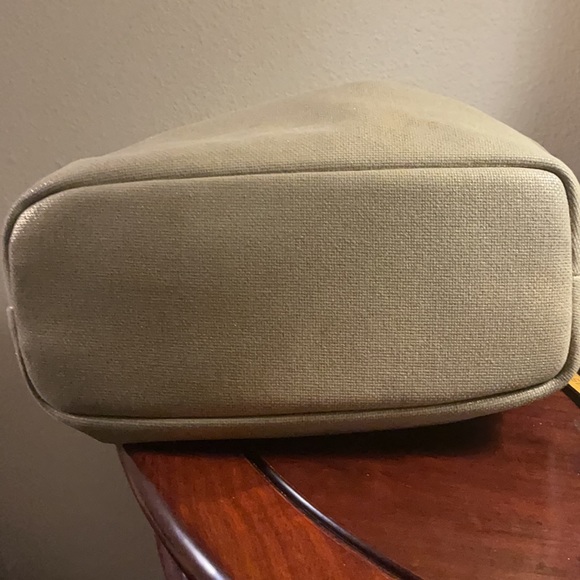 Michael Kors metallic tote bag - Picture 4 of 9